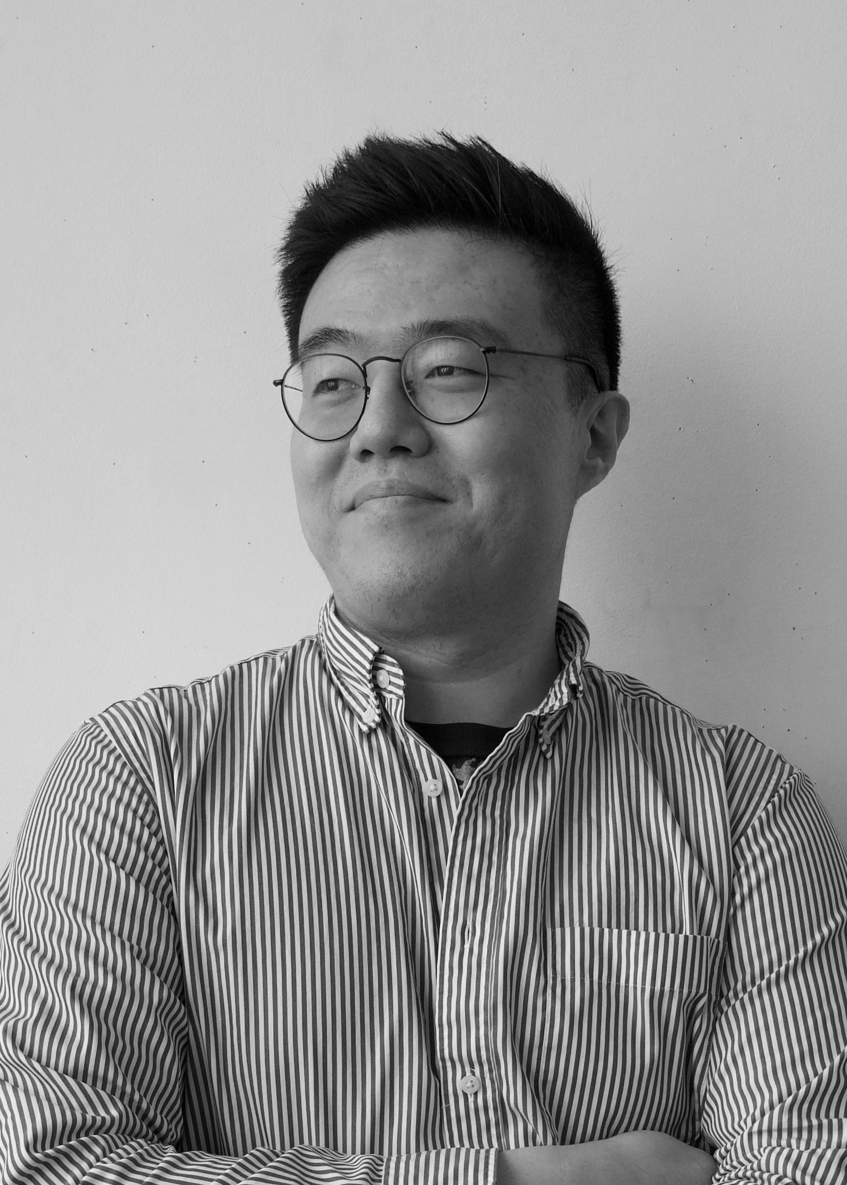 Ruoyu Wei