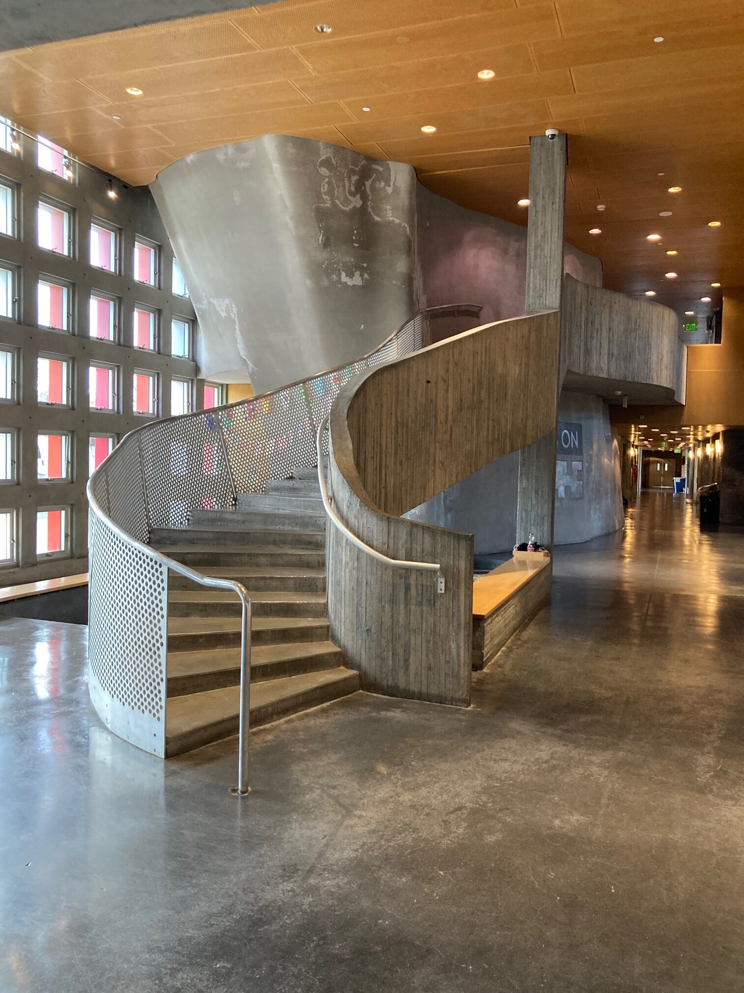 STEVEN HOLL ARCHITECTS - Simmons Hall, MIT